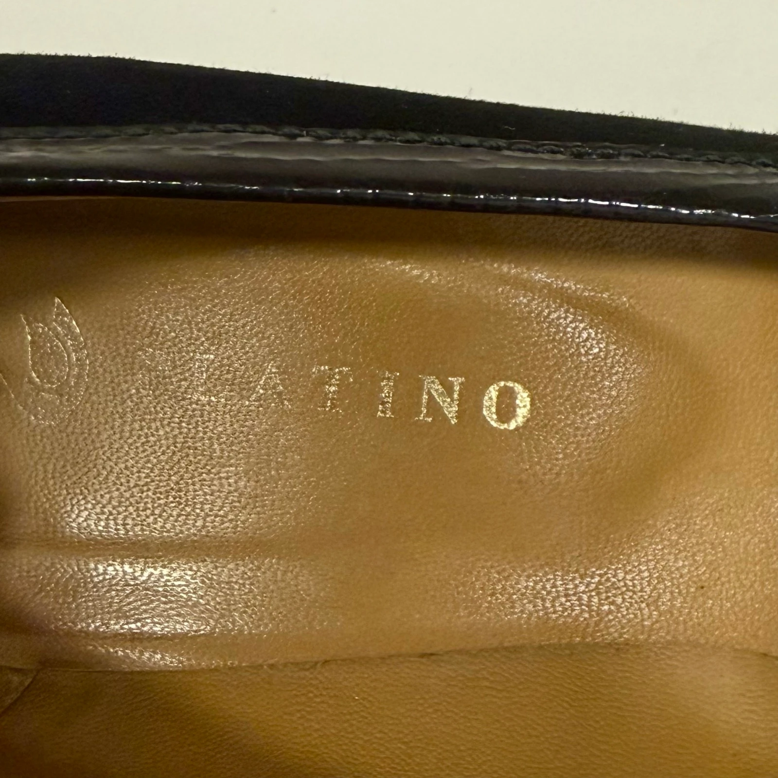 Ankle and Patent Leather Pumps – photo 7